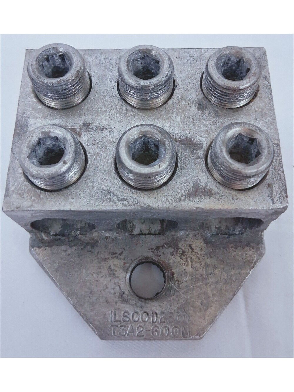 ILSCO D2600 T3A2-600N Aluminum Lug, Dual Rated, Range 600-2, 3 Ports 1/2" Bolt